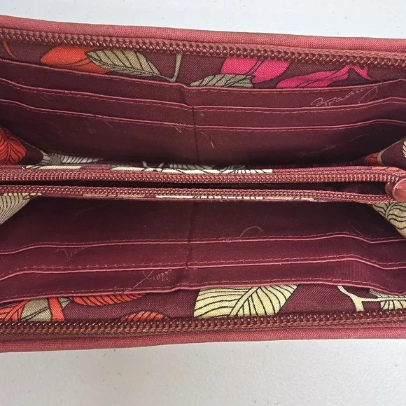 VERA BRADLEY Zip Around Clutch Wallet In‎ Bohemian Blooms Pattern -1700 - Picture 4 of 5